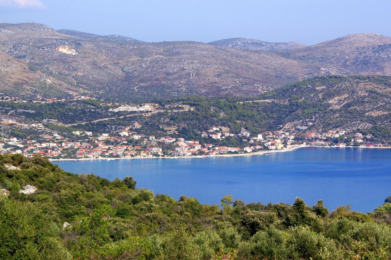 Apartments With A Parking Space Poljica, Trogir - 10010 Marina Exterior foto